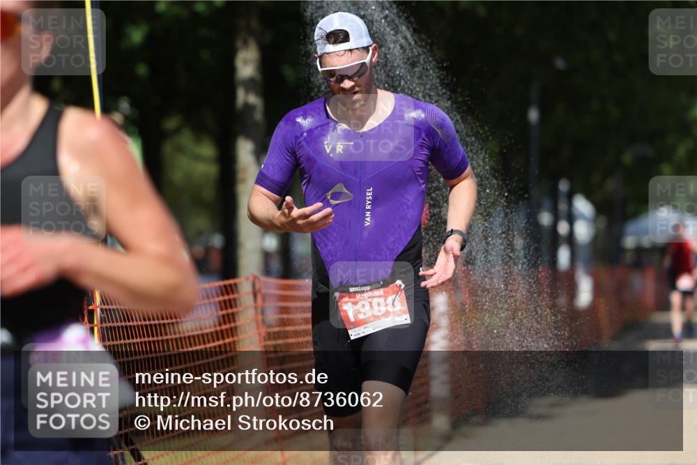 07.09.2025 - 19. Norderstedt Triathlon Michael Strokosch http://msf.ph/oto/8736062 07.09.2025 13:39:24 Laufen 346, 805, 1388 meine-sportfotos.de