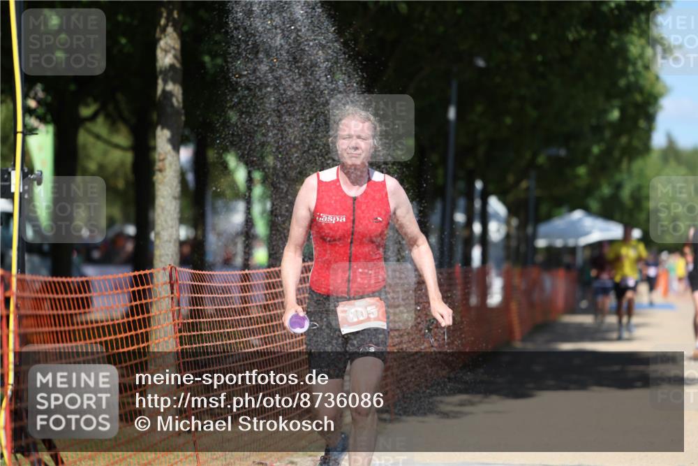 07.09.2025 - 19. Norderstedt Triathlon Michael Strokosch http://msf.ph/oto/8736086 07.09.2025 13:39:33 Laufen 320, 330, 805 meine-sportfotos.de