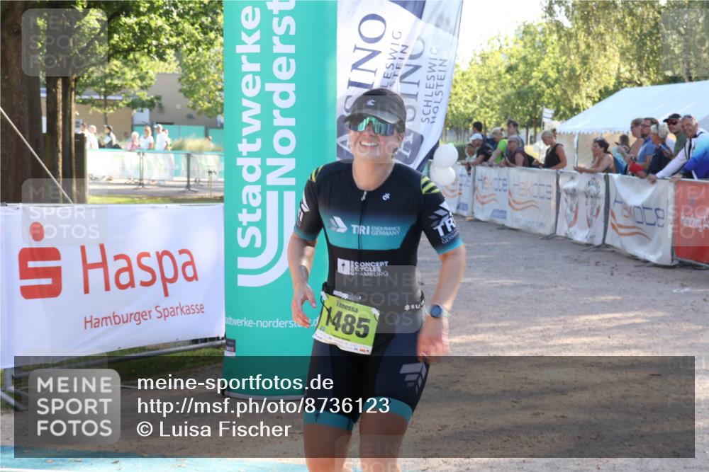 07.09.2025 - 19. Norderstedt Triathlon Luisa Fischer http://msf.ph/oto/8736123 07.09.2025 16:40:16 Ziel 1485, 1582 meine-sportfotos.de