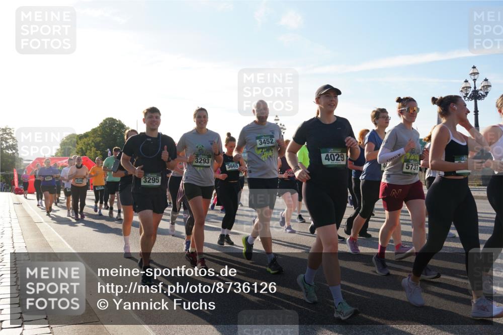 07.09.2025 - BARMER Alsterlauf Yannick Fuchs http://msf.ph/oto/8736126 07.09.2025 09:09:03 Laufen 4346, 3295, 3293, 3665, 3452, 556, 4029, 5737 meine-sportfotos.de