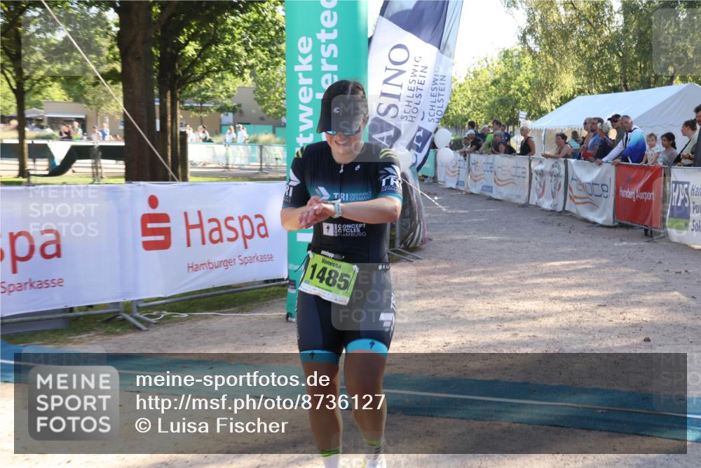 07.09.2025 - 19. Norderstedt Triathlon Luisa Fischer http://msf.ph/oto/8736127 07.09.2025 16:40:16 Ziel 1485, 1582 meine-sportfotos.de