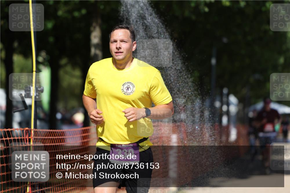 07.09.2025 - 19. Norderstedt Triathlon Michael Strokosch http://msf.ph/oto/8736153 07.09.2025 13:39:41 Laufen 319, 320, 330, 809 meine-sportfotos.de