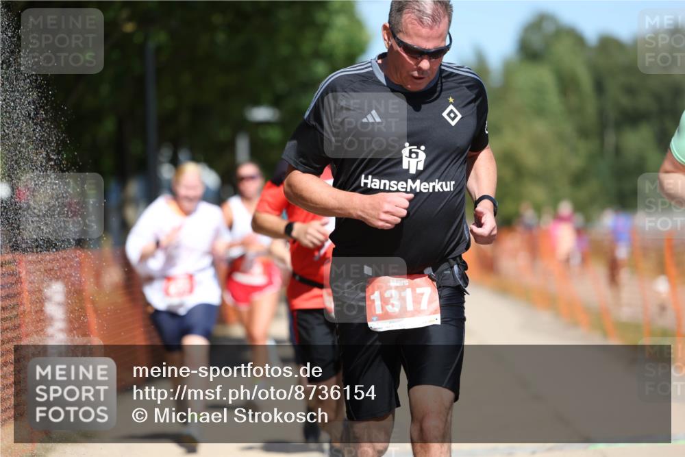 07.09.2025 - 19. Norderstedt Triathlon Michael Strokosch http://msf.ph/oto/8736154 07.09.2025 13:03:27 Laufen 157, 182, 207, 273, 721, 724, 739, 1317, 1345 meine-sportfotos.de