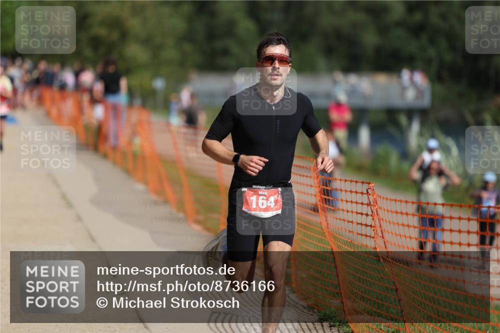 07.09.2025 - 19. Norderstedt Triathlon Michael Strokosch http://msf.ph/oto/8736166 07.09.2025 12:23:03 Laufen 164 meine-sportfotos.de