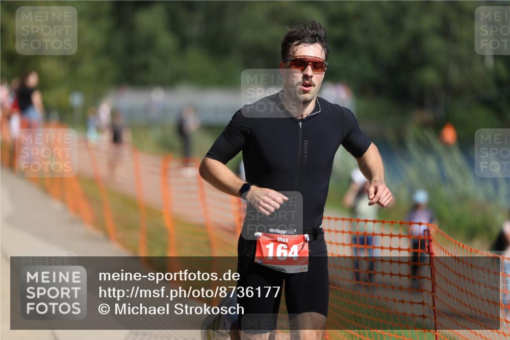 07.09.2025 - 19. Norderstedt Triathlon Michael Strokosch http://msf.ph/oto/8736177 07.09.2025 12:23:04 Laufen 164 meine-sportfotos.de