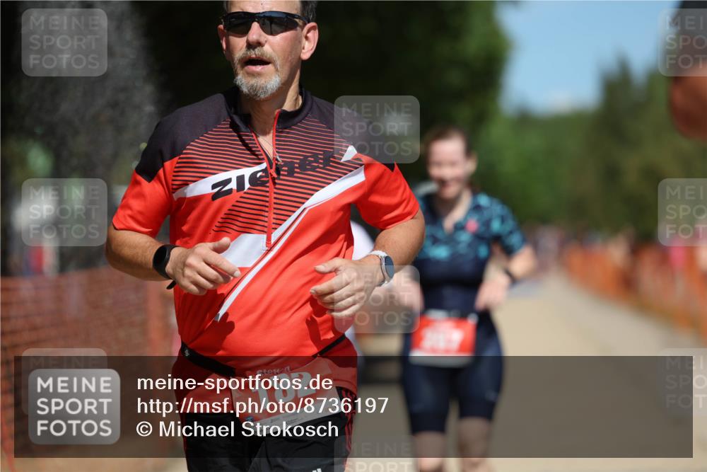 07.09.2025 - 19. Norderstedt Triathlon Michael Strokosch http://msf.ph/oto/8736197 07.09.2025 13:03:28 Laufen 157, 182, 207, 273, 724, 739, 1317 meine-sportfotos.de