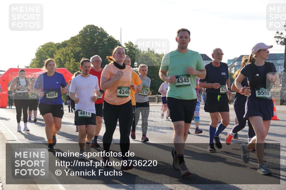 07.09.2025 - BARMER Alsterlauf Yannick Fuchs http://msf.ph/oto/8736220 07.09.2025 09:09:05 Laufen 4395, 2001, 4001, 4811, 4346, 2215, 4345, 5275, 5599 meine-sportfotos.de