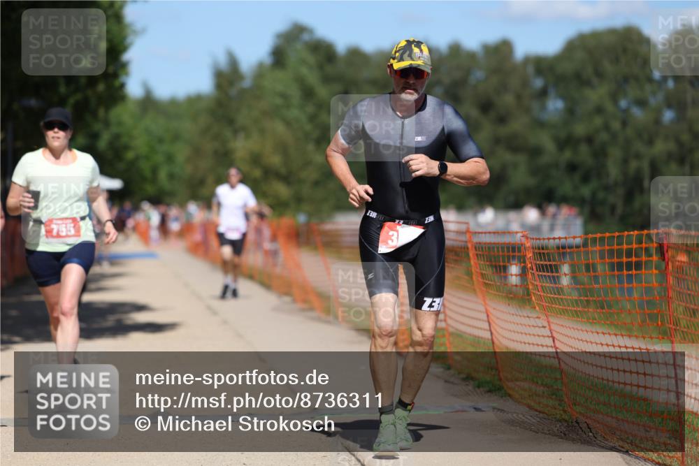 07.09.2025 - 19. Norderstedt Triathlon Michael Strokosch http://msf.ph/oto/8736311 07.09.2025 13:40:41 Laufen 310, 313, 337, 347, 742, 755 meine-sportfotos.de