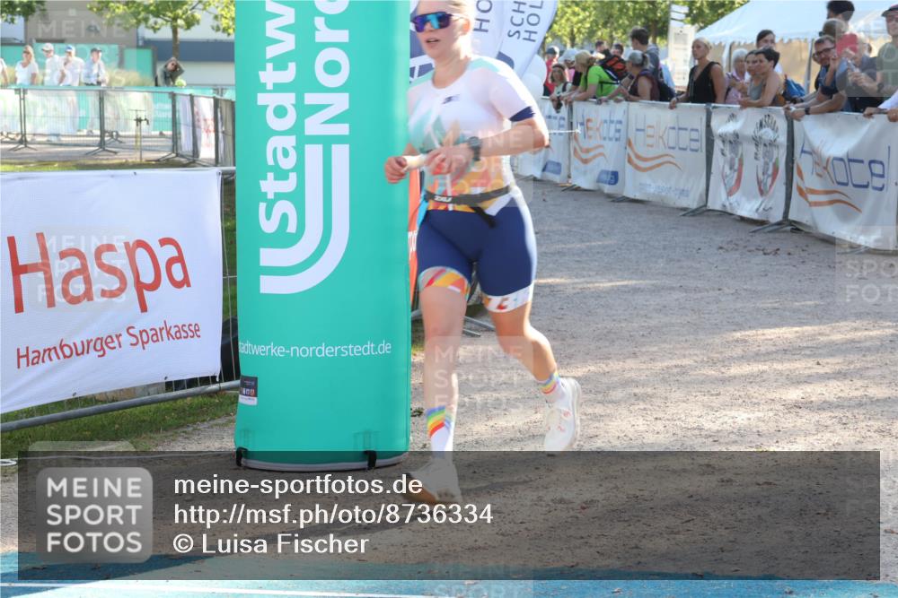 07.09.2025 - 19. Norderstedt Triathlon Luisa Fischer http://msf.ph/oto/8736334 07.09.2025 16:41:05 Ziel 407, 1054 meine-sportfotos.de