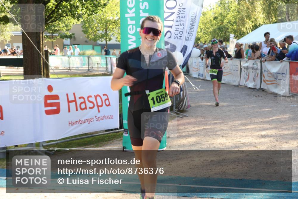 07.09.2025 - 19. Norderstedt Triathlon Luisa Fischer http://msf.ph/oto/8736376 07.09.2025 16:41:13 Ziel 1059, 1090 meine-sportfotos.de