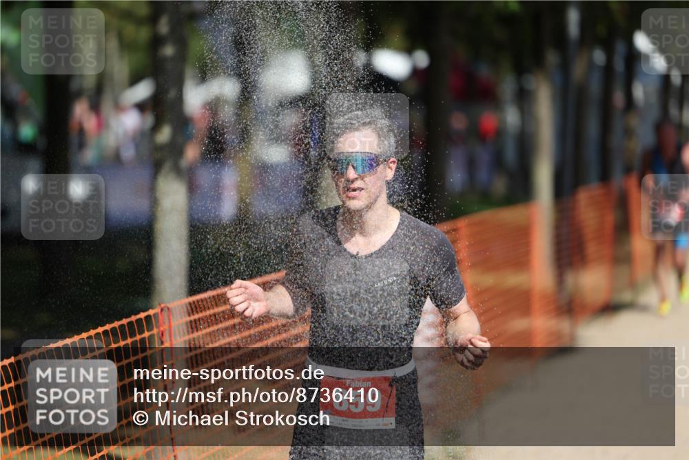 07.09.2025 - 19. Norderstedt Triathlon Michael Strokosch http://msf.ph/oto/8736410 07.09.2025 12:23:41 Laufen 152, 226, 859 meine-sportfotos.de