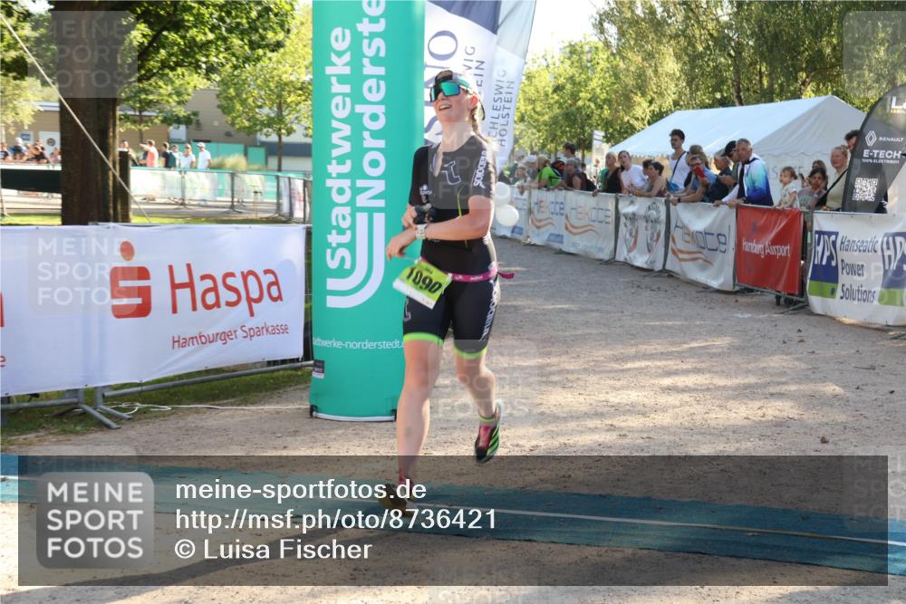 07.09.2025 - 19. Norderstedt Triathlon Luisa Fischer http://msf.ph/oto/8736421 07.09.2025 16:41:16 Ziel 1059, 1090 meine-sportfotos.de