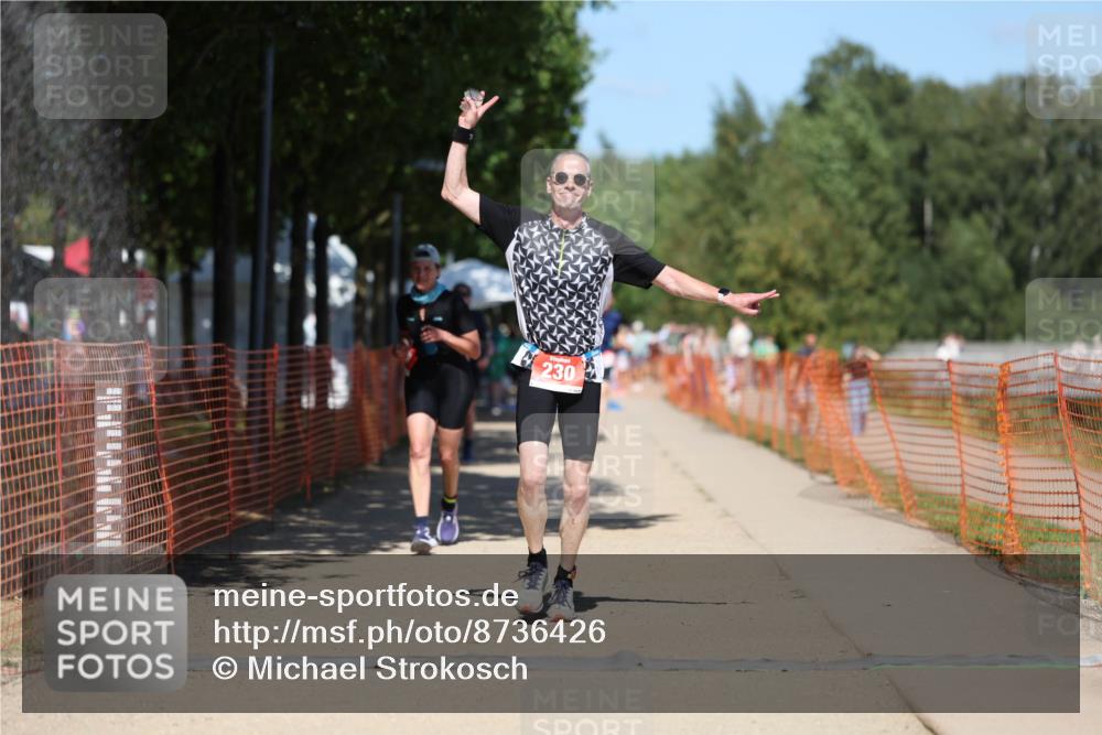 07.09.2025 - 19. Norderstedt Triathlon Michael Strokosch http://msf.ph/oto/8736426 07.09.2025 13:40:55 Laufen 183, 230 meine-sportfotos.de