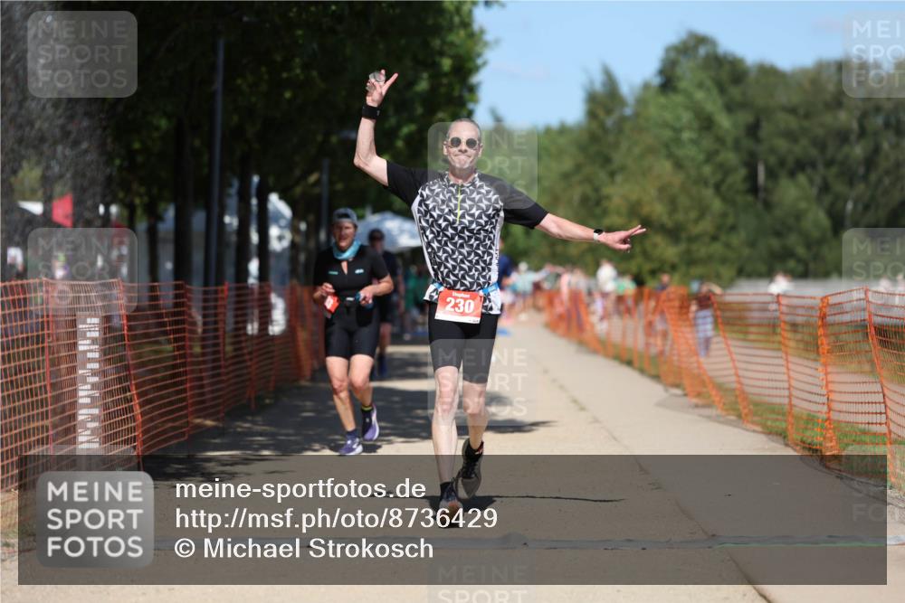 07.09.2025 - 19. Norderstedt Triathlon Michael Strokosch http://msf.ph/oto/8736429 07.09.2025 13:40:55 Laufen 183, 230 meine-sportfotos.de