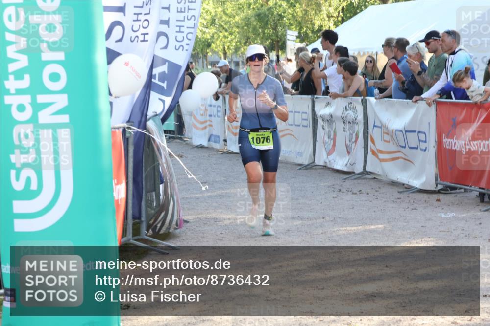 07.09.2025 - 19. Norderstedt Triathlon Luisa Fischer http://msf.ph/oto/8736432 07.09.2025 16:41:29 Ziel 1076 meine-sportfotos.de