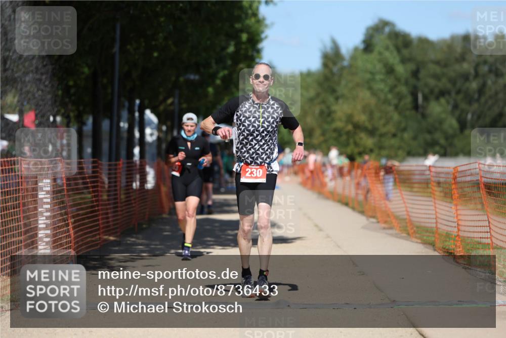 07.09.2025 - 19. Norderstedt Triathlon Michael Strokosch http://msf.ph/oto/8736433 07.09.2025 13:40:55 Laufen 183, 230 meine-sportfotos.de