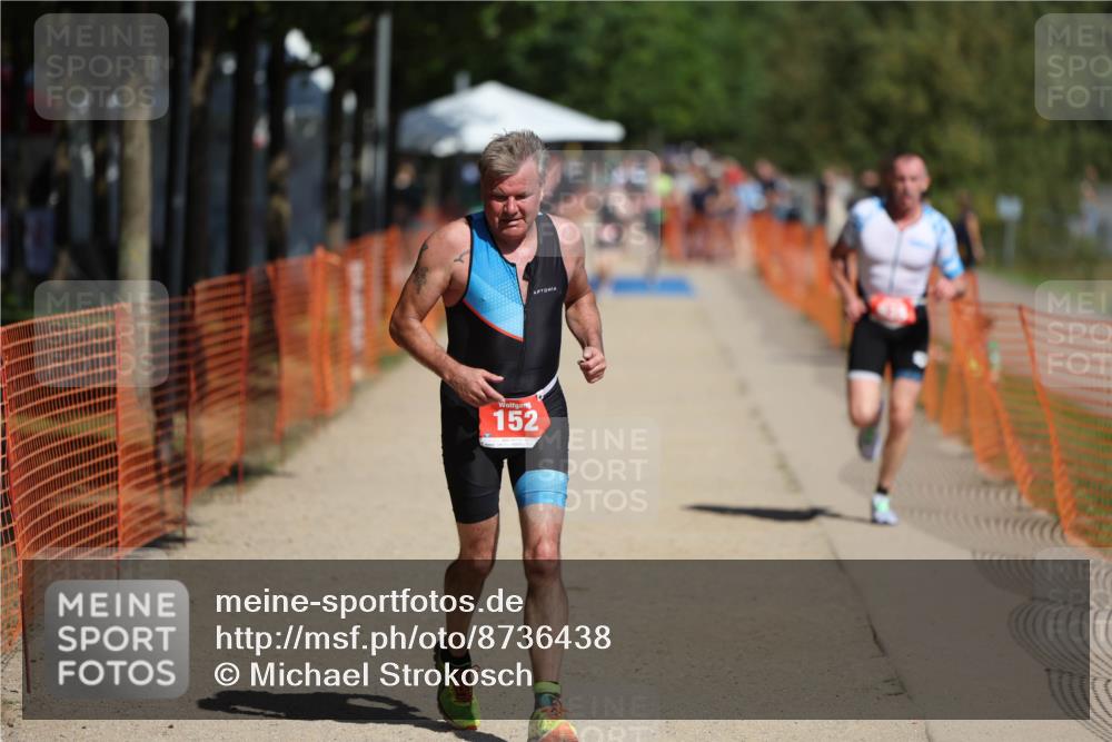 07.09.2025 - 19. Norderstedt Triathlon Michael Strokosch http://msf.ph/oto/8736438 07.09.2025 12:23:46 Laufen 152, 838 meine-sportfotos.de