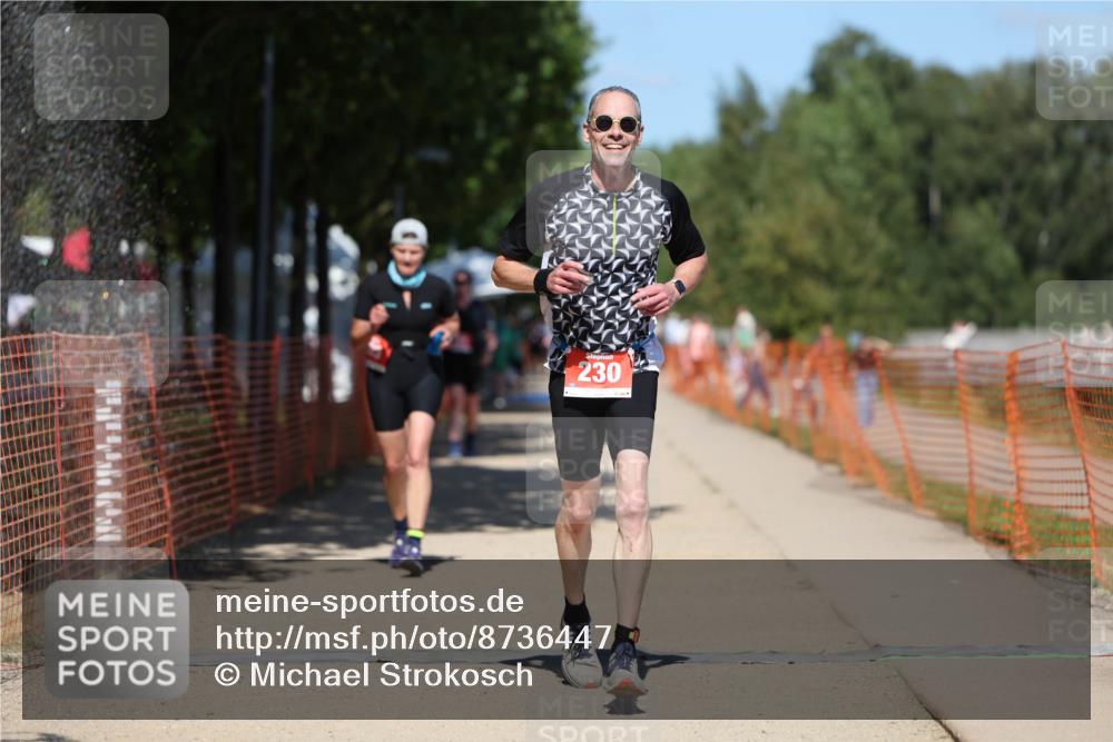 07.09.2025 - 19. Norderstedt Triathlon Michael Strokosch http://msf.ph/oto/8736447 07.09.2025 13:40:56 Laufen 183, 230, 1299 meine-sportfotos.de