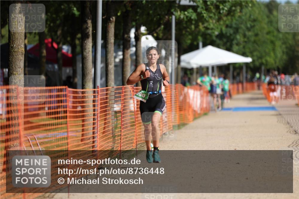 07.09.2025 - 19. Norderstedt Triathlon Michael Strokosch http://msf.ph/oto/8736448 07.09.2025 10:52:36 Laufen 690 meine-sportfotos.de