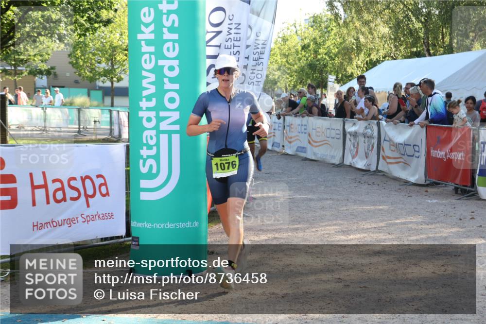 07.09.2025 - 19. Norderstedt Triathlon Luisa Fischer http://msf.ph/oto/8736458 07.09.2025 16:41:31 Ziel 1076, 1592 meine-sportfotos.de