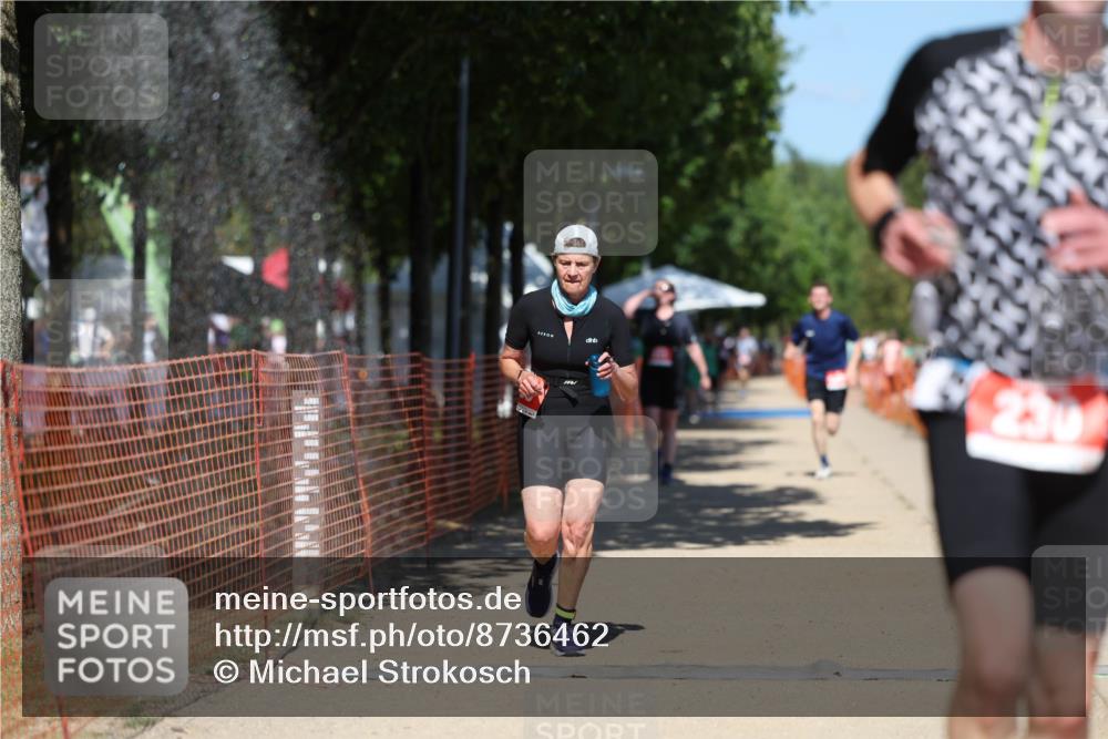 07.09.2025 - 19. Norderstedt Triathlon Michael Strokosch http://msf.ph/oto/8736462 07.09.2025 13:40:57 Laufen 183, 230, 1299 meine-sportfotos.de