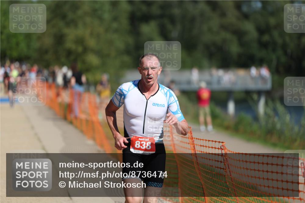 07.09.2025 - 19. Norderstedt Triathlon Michael Strokosch http://msf.ph/oto/8736474 07.09.2025 12:23:50 Laufen 152, 838 meine-sportfotos.de