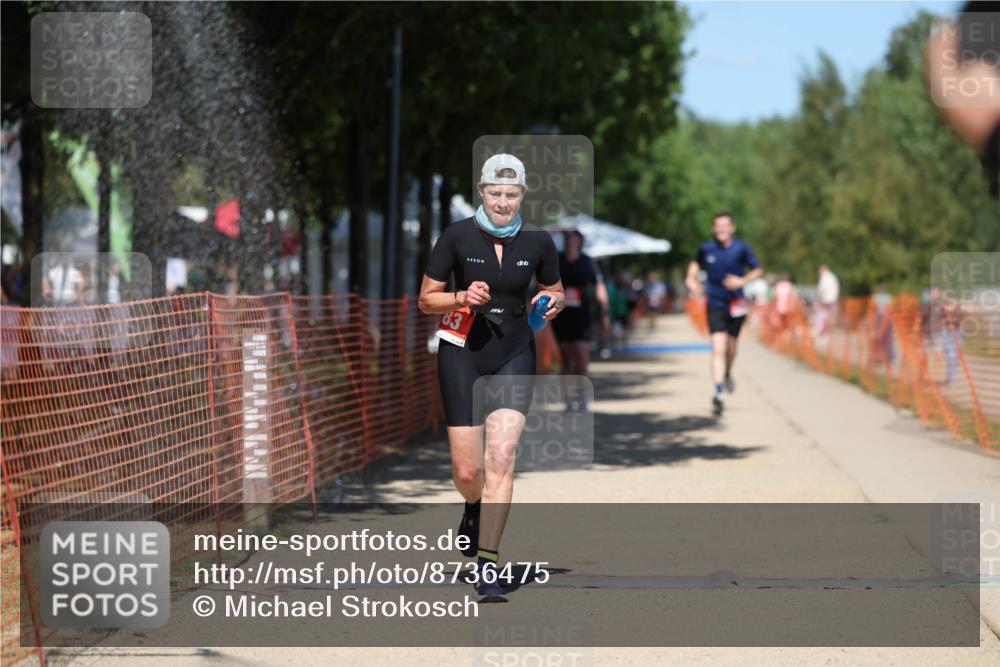 07.09.2025 - 19. Norderstedt Triathlon Michael Strokosch http://msf.ph/oto/8736475 07.09.2025 13:40:58 Laufen 183, 230, 1299 meine-sportfotos.de