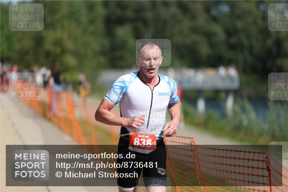 07.09.2025 - 19. Norderstedt Triathlon Michael Strokosch http://msf.ph/oto/8736481 07.09.2025 12:23:50 Laufen 152, 838 meine-sportfotos.de