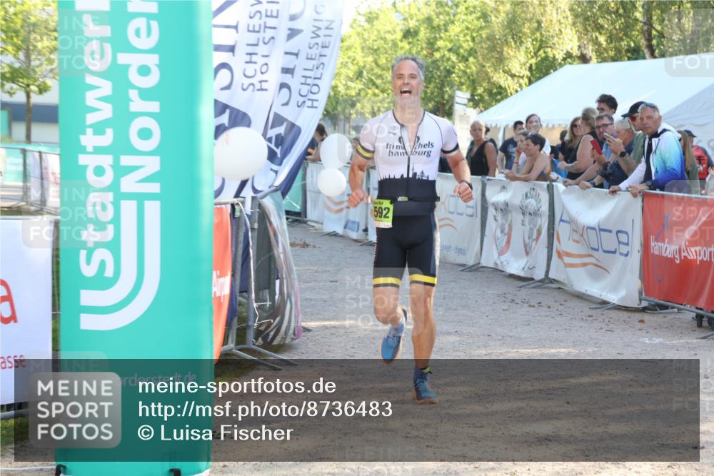 07.09.2025 - 19. Norderstedt Triathlon Luisa Fischer http://msf.ph/oto/8736483 07.09.2025 16:41:33 Ziel 1076, 1592 meine-sportfotos.de