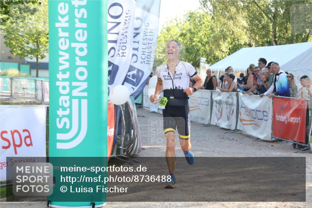07.09.2025 - 19. Norderstedt Triathlon Luisa Fischer http://msf.ph/oto/8736488 07.09.2025 16:41:33 Ziel 1076, 1592 meine-sportfotos.de