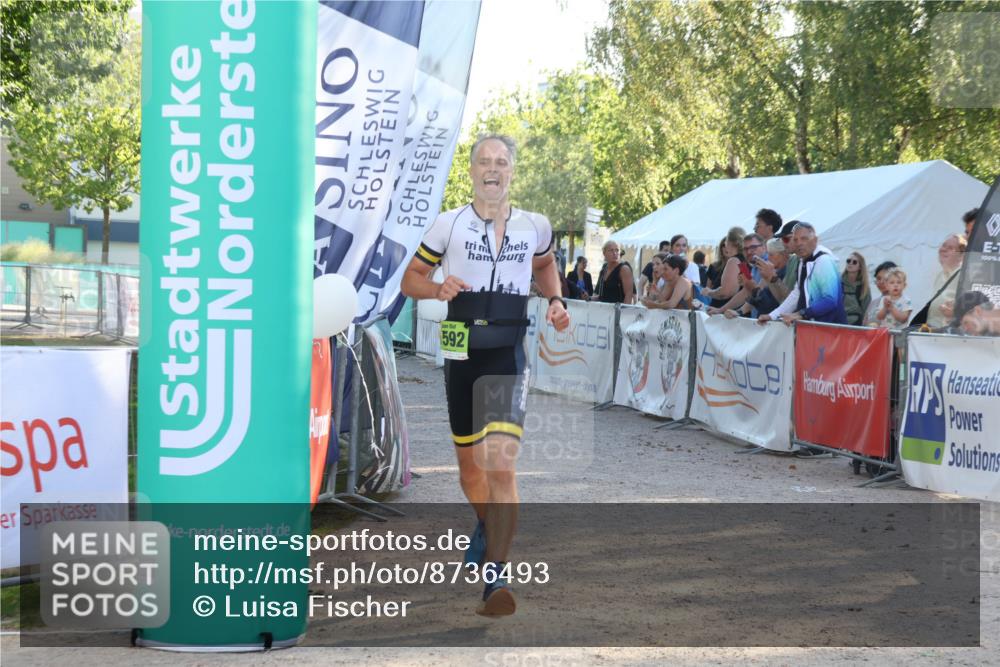 07.09.2025 - 19. Norderstedt Triathlon Luisa Fischer http://msf.ph/oto/8736493 07.09.2025 16:41:33 Ziel 1076, 1592 meine-sportfotos.de