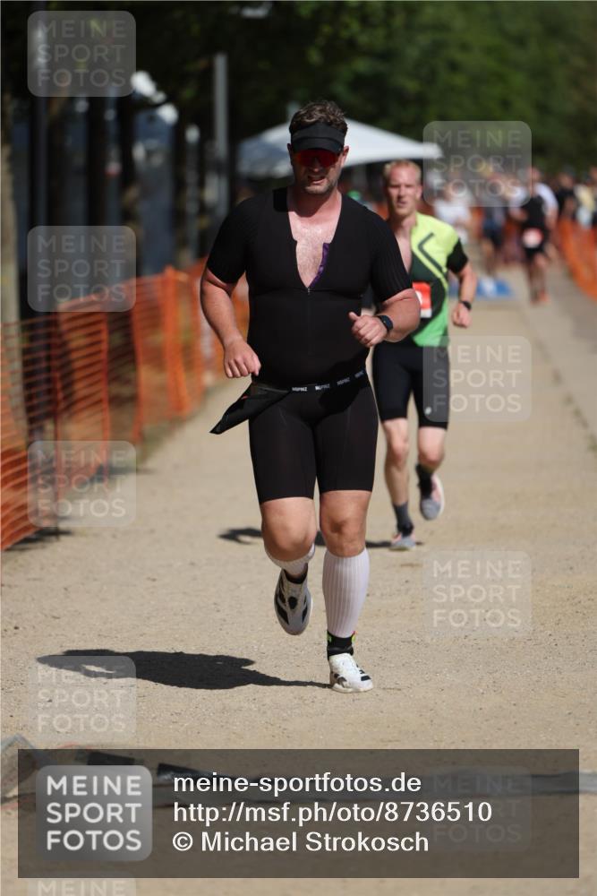 07.09.2025 - 19. Norderstedt Triathlon Michael Strokosch http://msf.ph/oto/8736510 07.09.2025 12:23:59 Laufen 138, 281 meine-sportfotos.de