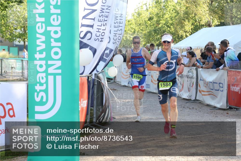 07.09.2025 - 19. Norderstedt Triathlon Luisa Fischer http://msf.ph/oto/8736543 07.09.2025 16:41:48 Ziel 1584, 1595 meine-sportfotos.de