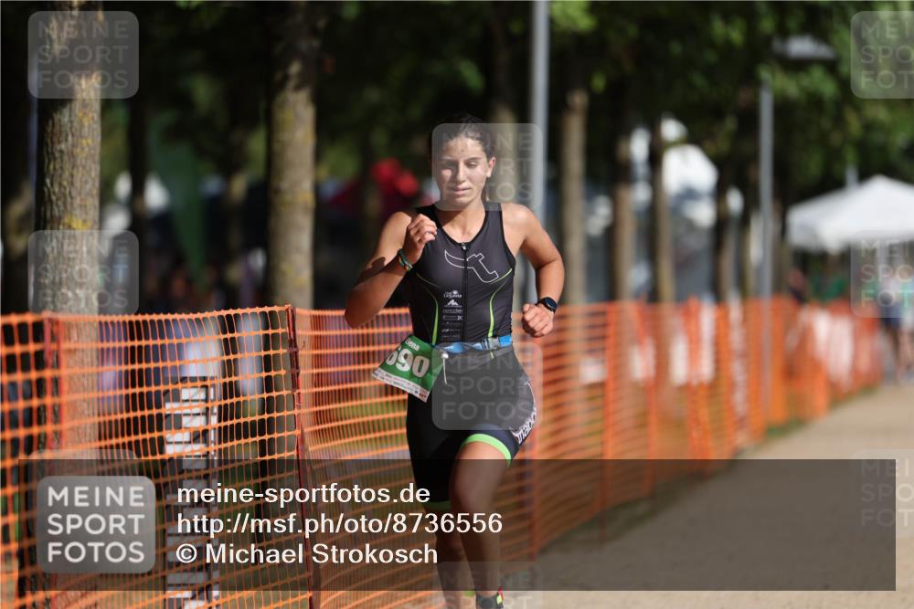 07.09.2025 - 19. Norderstedt Triathlon Michael Strokosch http://msf.ph/oto/8736556 07.09.2025 10:52:38 Laufen 690 meine-sportfotos.de