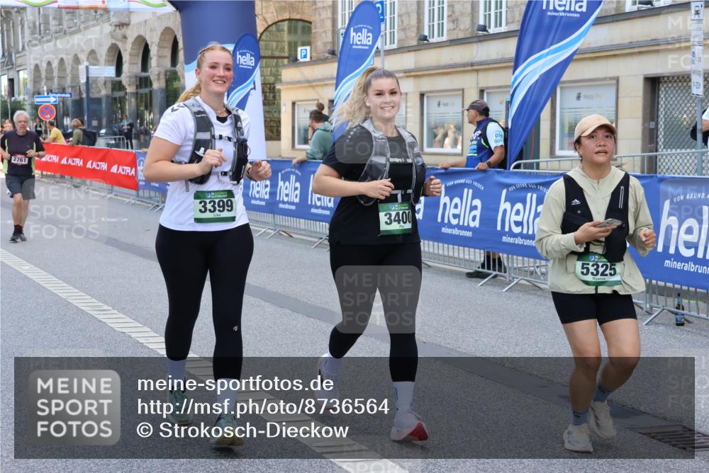 07.09.2025 - BARMER Alsterlauf Strokosch-Dieckow http://msf.ph/oto/8736564 07.09.2025 10:19:42 Ziel 2525, 2980, 3595, 3619, 4145, 5256, 6044 meine-sportfotos.de