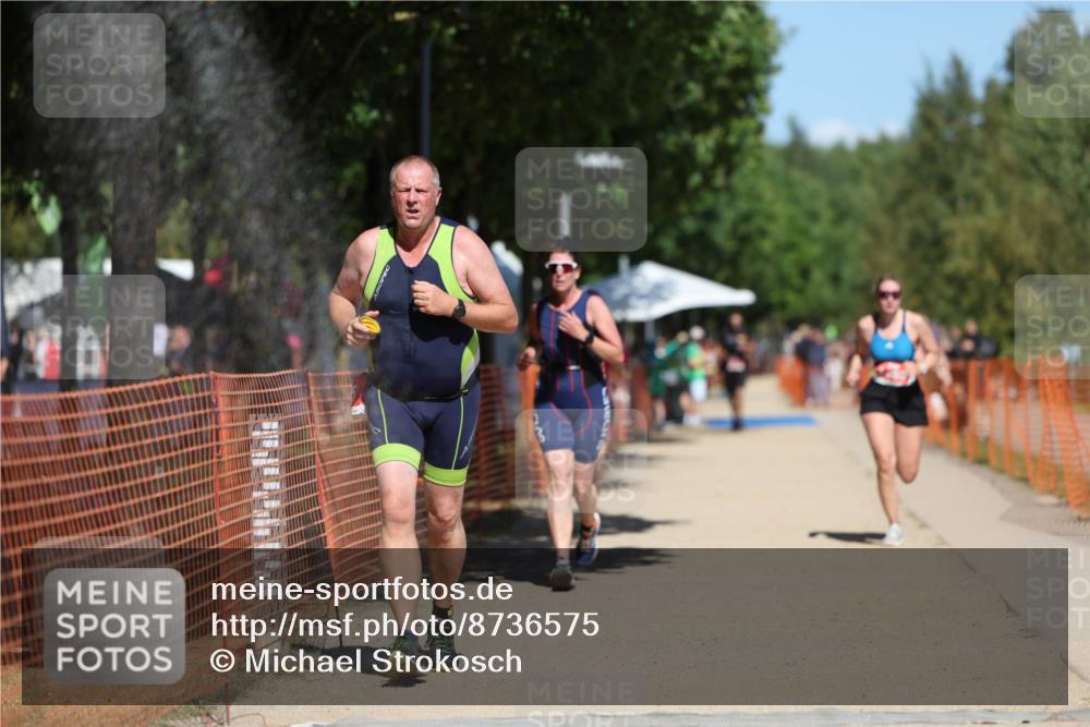 07.09.2025 - 19. Norderstedt Triathlon Michael Strokosch http://msf.ph/oto/8736575 07.09.2025 13:03:55 Laufen 216, 218, 725, 1339, 1385 meine-sportfotos.de