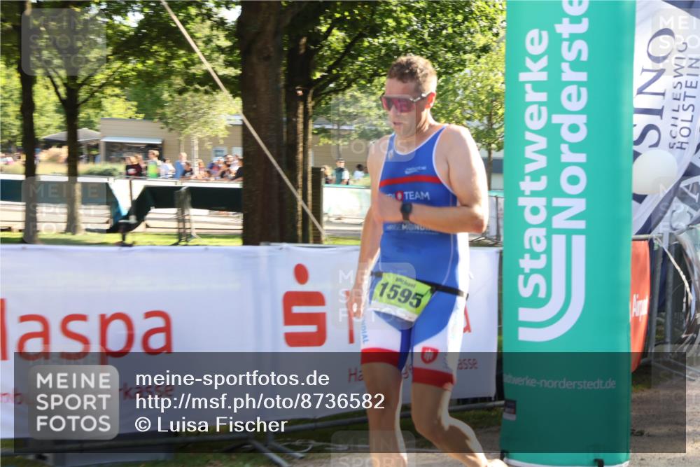 07.09.2025 - 19. Norderstedt Triathlon Luisa Fischer http://msf.ph/oto/8736582 07.09.2025 16:41:51 Ziel 1584, 1595 meine-sportfotos.de