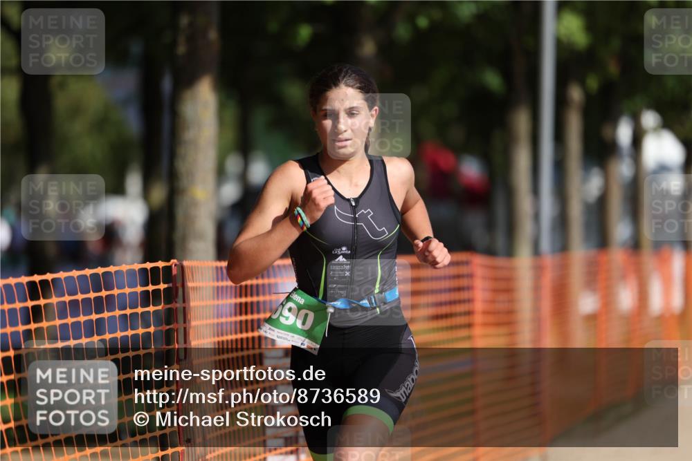 07.09.2025 - 19. Norderstedt Triathlon Michael Strokosch http://msf.ph/oto/8736589 07.09.2025 10:52:39 Laufen 690 meine-sportfotos.de