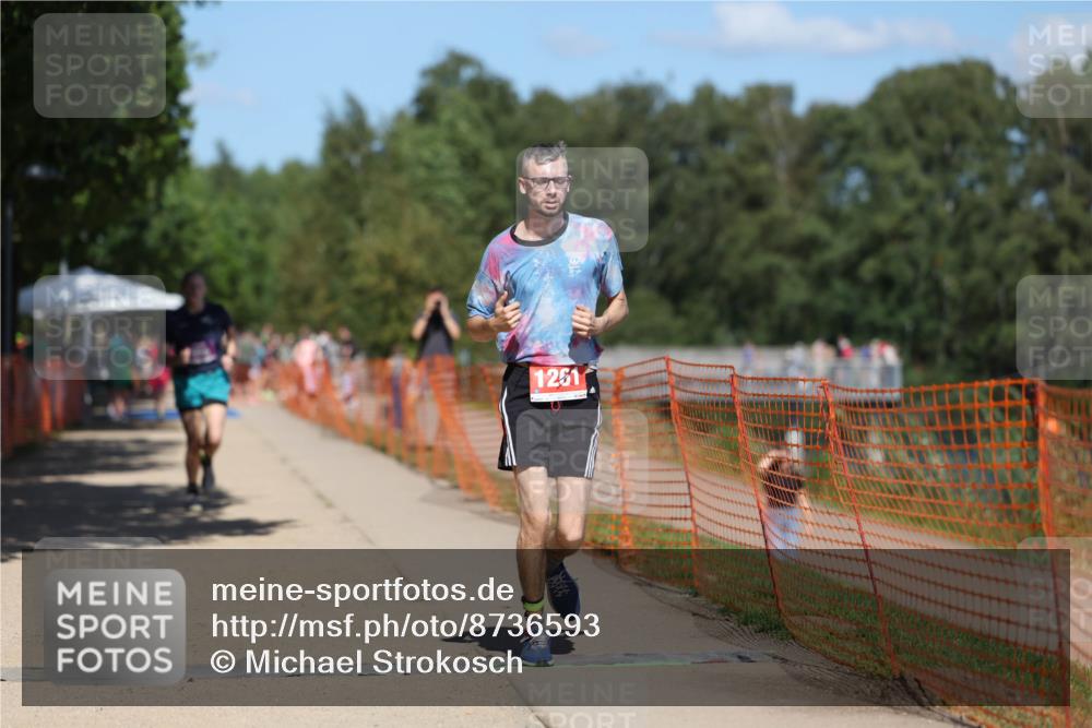 07.09.2025 - 19. Norderstedt Triathlon Michael Strokosch http://msf.ph/oto/8736593 07.09.2025 13:41:26 Laufen 312, 356, 1261 meine-sportfotos.de