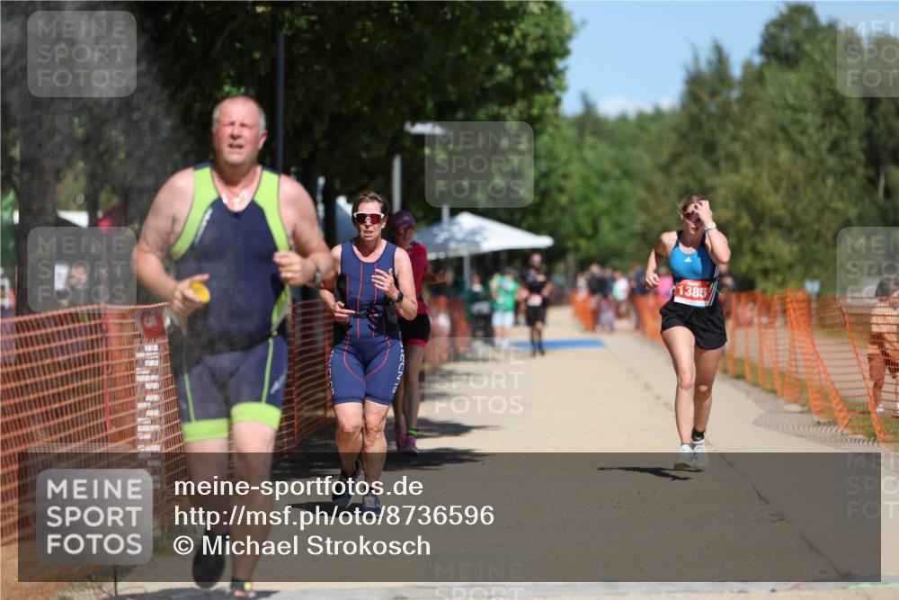 07.09.2025 - 19. Norderstedt Triathlon Michael Strokosch http://msf.ph/oto/8736596 07.09.2025 13:03:57 Laufen 216, 725, 1339, 1385 meine-sportfotos.de