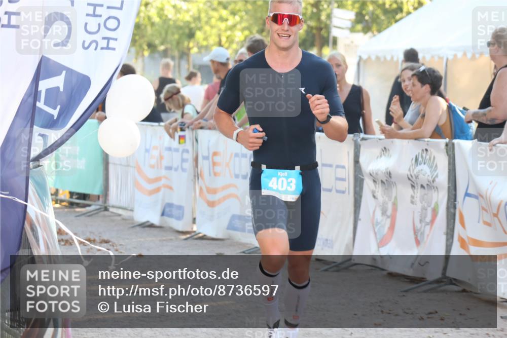 07.09.2025 - 19. Norderstedt Triathlon Luisa Fischer http://msf.ph/oto/8736597 07.09.2025 16:42:02 Ziel 403 meine-sportfotos.de