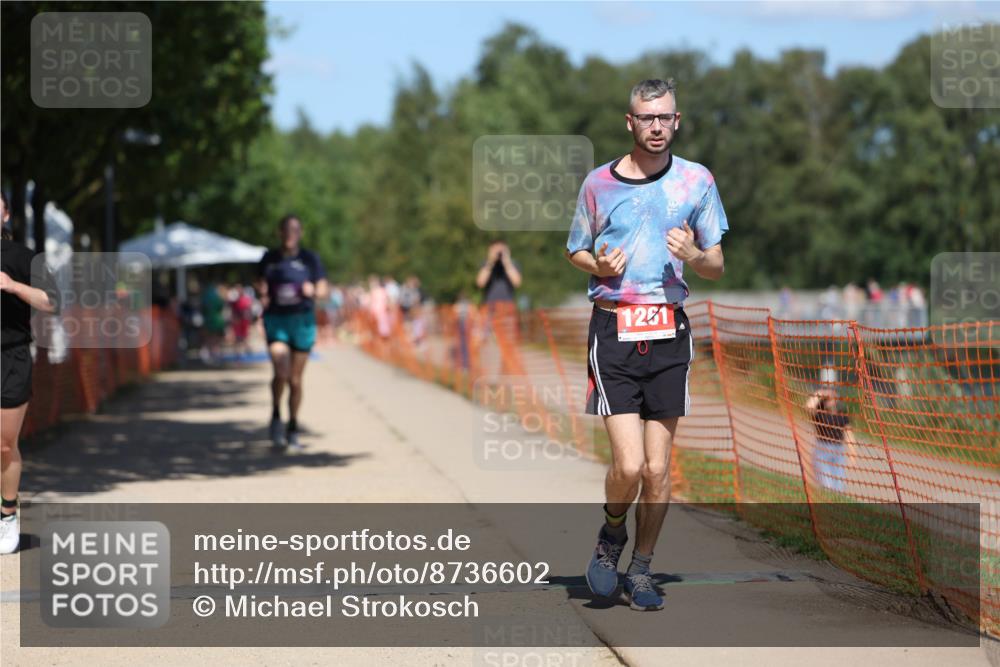 07.09.2025 - 19. Norderstedt Triathlon Michael Strokosch http://msf.ph/oto/8736602 07.09.2025 13:41:26 Laufen 312, 356, 1261 meine-sportfotos.de