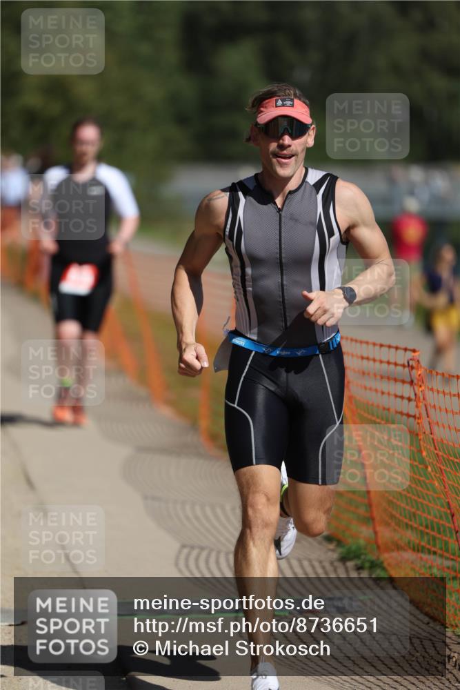 07.09.2025 - 19. Norderstedt Triathlon Michael Strokosch http://msf.ph/oto/8736651 07.09.2025 12:24:16 Laufen 151, 697, 719, 849 meine-sportfotos.de