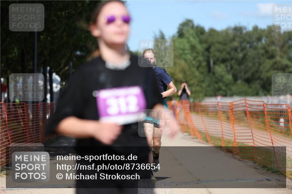07.09.2025 - 19. Norderstedt Triathlon Michael Strokosch http://msf.ph/oto/8736654 07.09.2025 13:41:30 Laufen 312, 356, 1261 meine-sportfotos.de