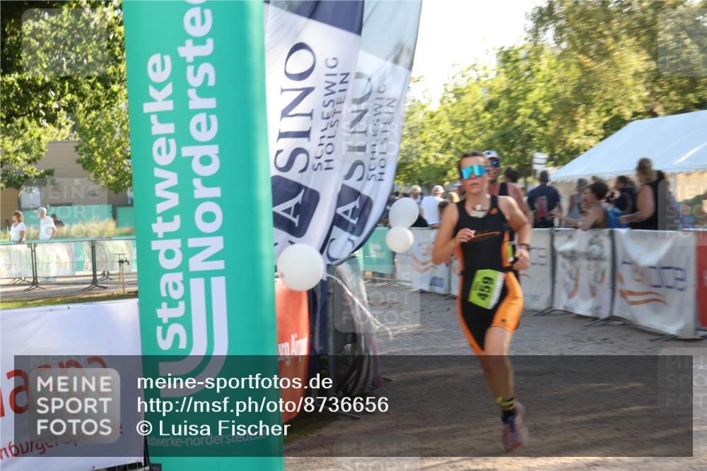 07.09.2025 - 19. Norderstedt Triathlon Luisa Fischer http://msf.ph/oto/8736656 07.09.2025 16:42:14 Ziel 459, 1100, 1561 meine-sportfotos.de