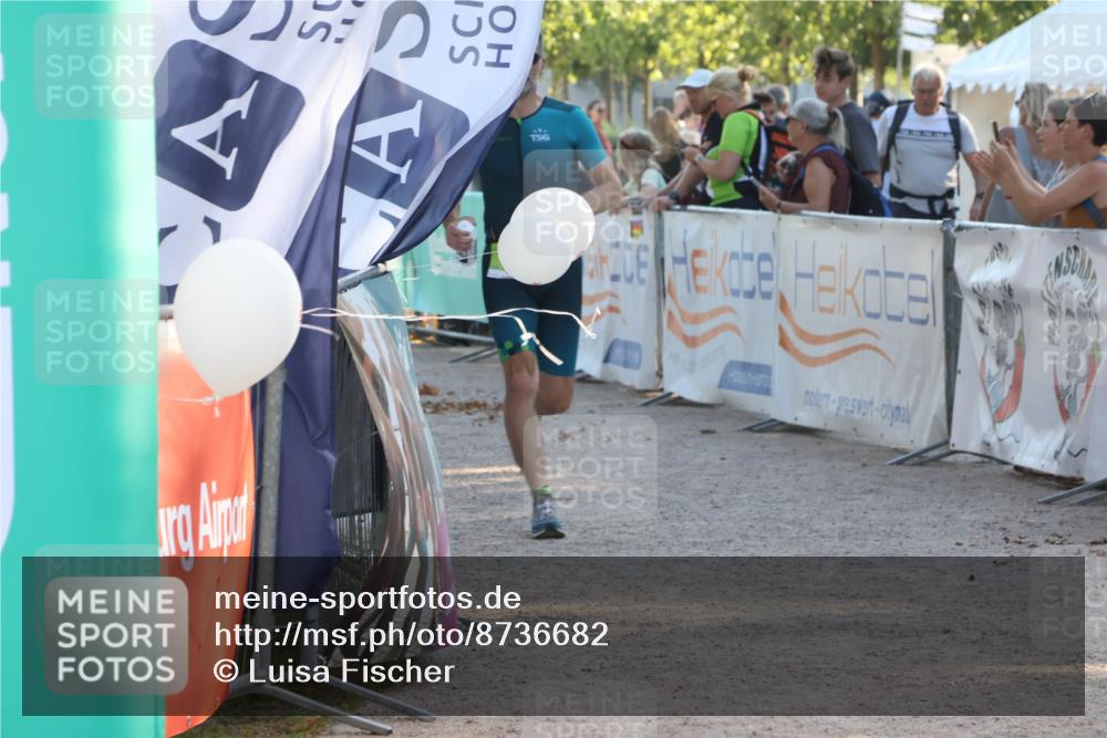 07.09.2025 - 19. Norderstedt Triathlon Luisa Fischer http://msf.ph/oto/8736682 07.09.2025 16:42:24 Ziel 532, 1612 meine-sportfotos.de