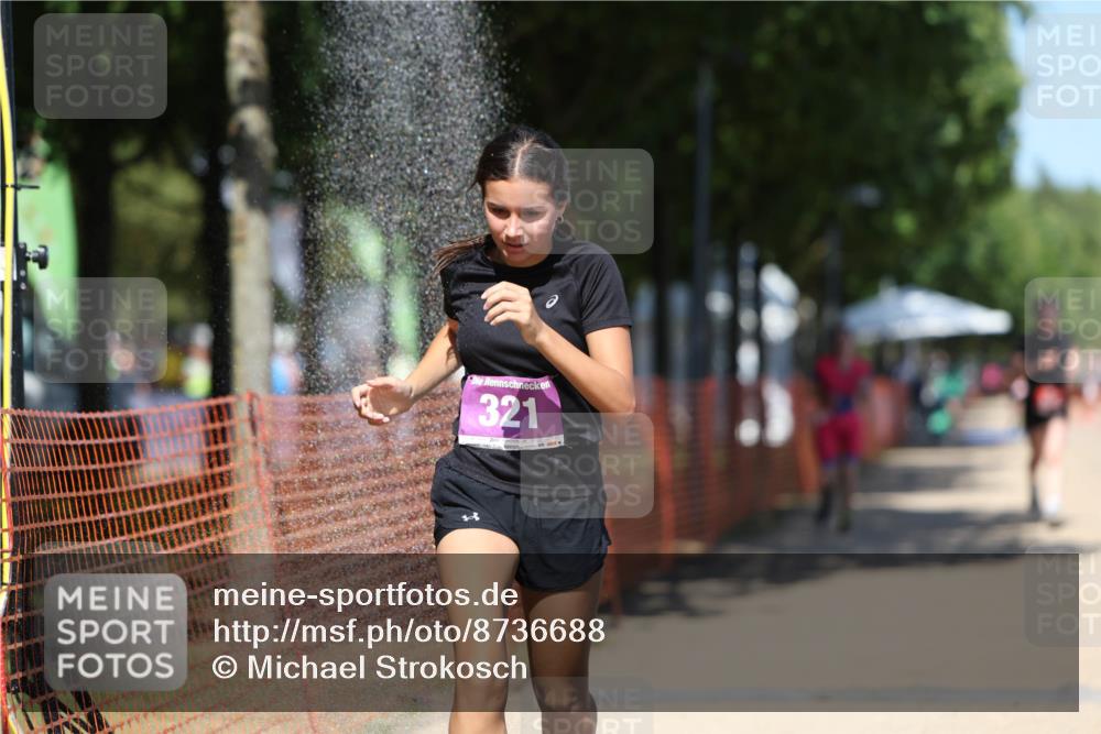 07.09.2025 - 19. Norderstedt Triathlon Michael Strokosch http://msf.ph/oto/8736688 07.09.2025 13:41:49 Laufen 242, 321, 842 meine-sportfotos.de
