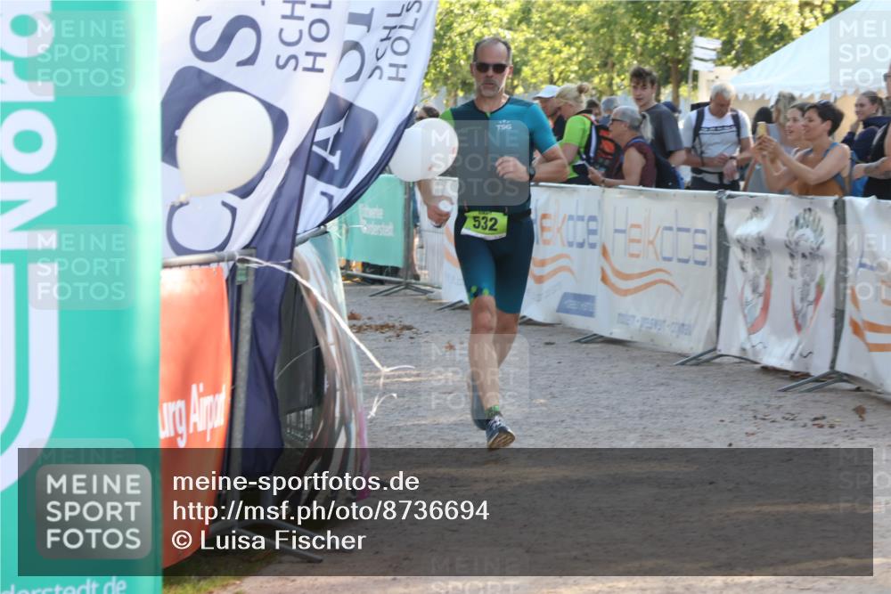 07.09.2025 - 19. Norderstedt Triathlon Luisa Fischer http://msf.ph/oto/8736694 07.09.2025 16:42:24 Ziel 532, 1612 meine-sportfotos.de