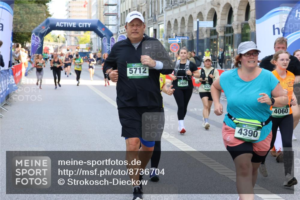 07.09.2025 - BARMER Alsterlauf Strokosch-Dieckow http://msf.ph/oto/8736704 07.09.2025 10:19:37 Ziel 2525, 2980, 3595, 3619, 4145, 5138, 5256, 6044 meine-sportfotos.de