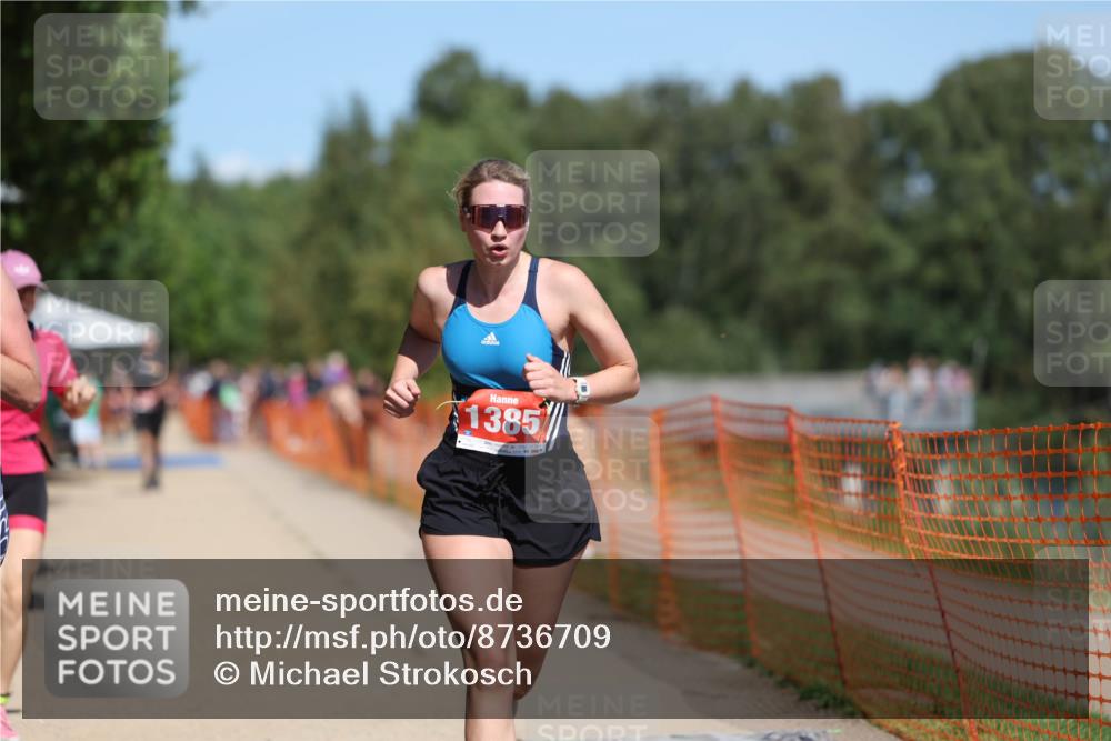 07.09.2025 - 19. Norderstedt Triathlon Michael Strokosch http://msf.ph/oto/8736709 07.09.2025 13:04:00 Laufen 216, 725, 1339, 1385 meine-sportfotos.de